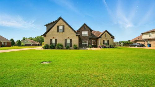 235 Hawthorn Dr, Atoka, TN, 38004-7921 | Card Image
