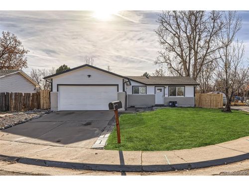 5265 Chandler Way, Denver, CO, 80239 | Card Image