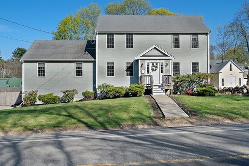 124 Pond St, Weymouth, MA, 02190-1421 | Card Image