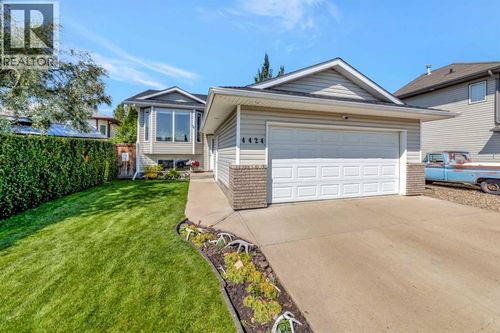 4424 26a St, Lloydminster, SK, S9V2E3 | Card Image