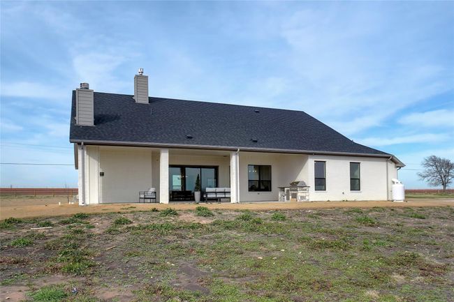 189 Pr 11934, House other with 4 bedrooms, 2 bathrooms and null parking in Blum TX | Image 24
