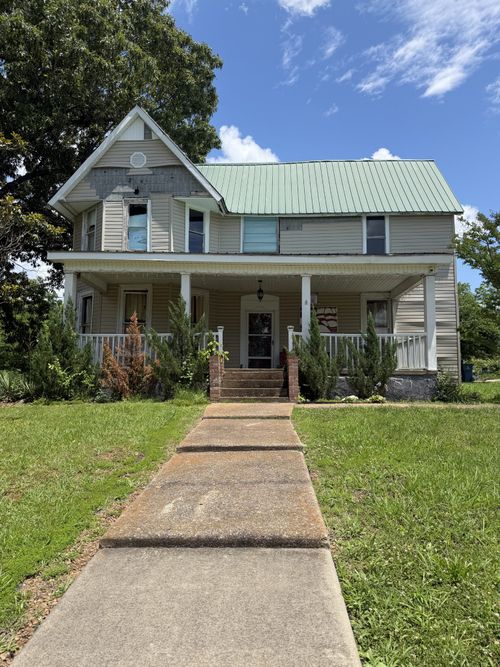 115 Cherry St, Camden, TN, 38320-1704 | Card Image