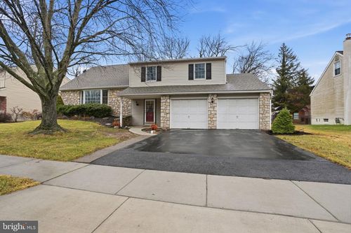 195 Gilbert Drive, MORRISVILLE, PA, 19067 | Card Image