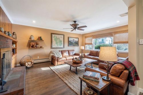 52 Third St, New City, NY, 10956-4933 | Card Image