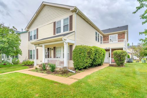354-354 Ogden Falls Blvd, Oswego, IL, 60543-7913 | Card Image