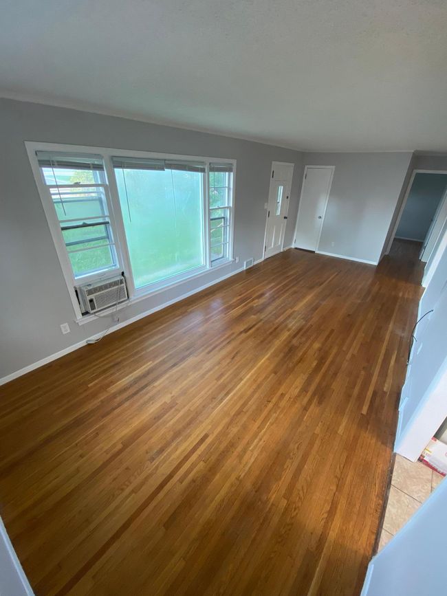 Living Room 1 | Image 8