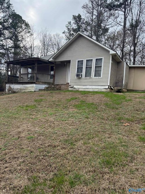 1353 N Valley Ave, Collinsville, AL, 35961-3300 | Card Image
