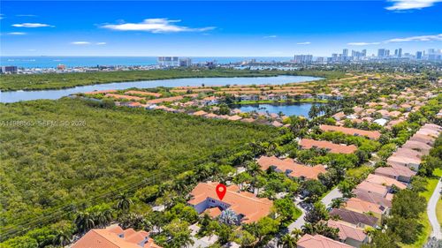 1120 Canella Ln, Hollywood, FL, 33019-4887 | Card Image