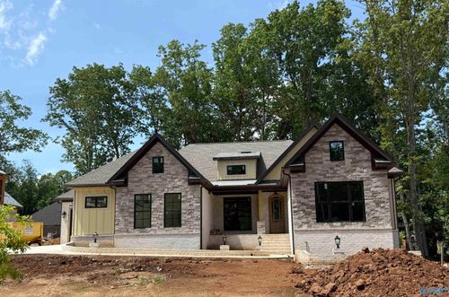 60 Trail Loop Rd Se, Huntsville, AL, 35803-3853 | Card Image