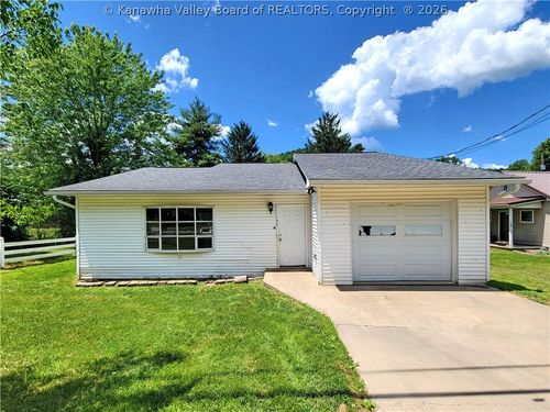 104 Elk Dr, Elkview, WV, 25071-9502 | Card Image