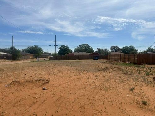 111 Avenue V, Levelland, TX, 79336 | Card Image