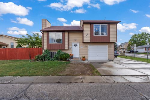 4733 W Roundtable Rd, West Valley City, UT, 84120-6600 | Card Image