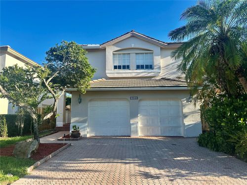 9942 Nw 29th St, Doral, FL, 33172-1075 | Card Image