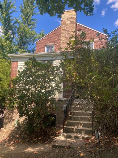 6501 Landview Rd, Squirrel Hill, PA, 15217-3000 | Card Image