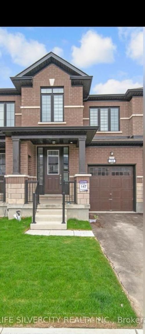 34 Keenan St, Lindsay, ON, K9V6C2 | Card Image