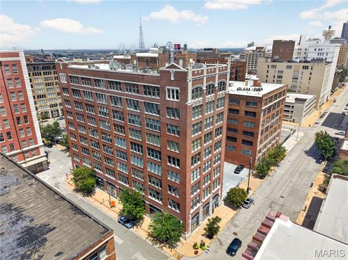 705-1627 Locust Street, St Louis, MO, 63103 | Card Image