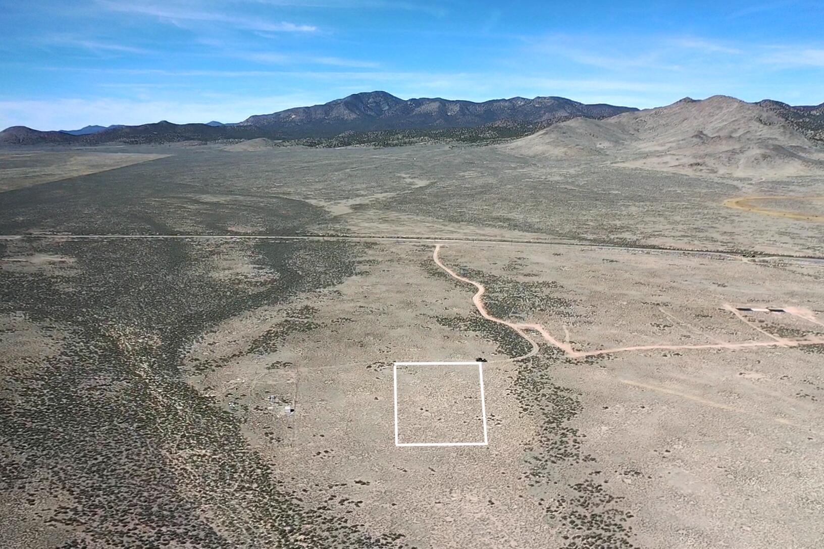 Land in Beryl 3