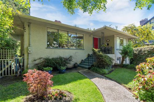 747 Falkland Rd, Oak Bay, BC, V8S4L9 | Card Image
