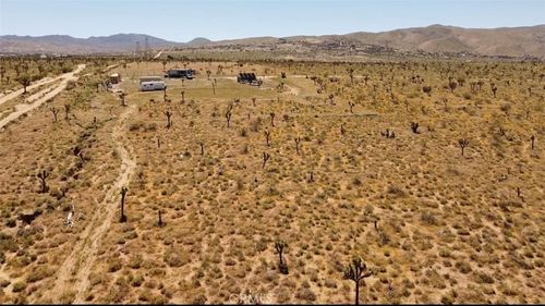 1 Japatul Rd, Apple Valley, CA, 92308 | Card Image