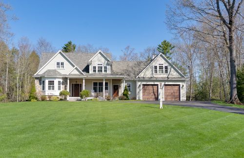 45 Old Farm Lane, Eliot, ME, 03903 | Card Image