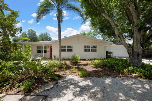 417 Baycrest Dr, VENICE, FL, 34285-1406 | Card Image