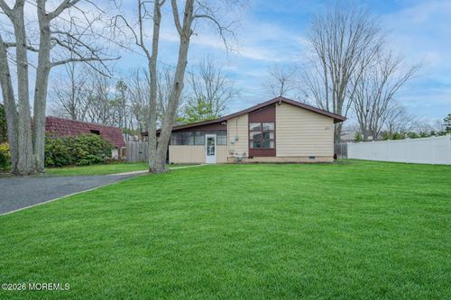 337 Crystal Dr, Brick, NJ, 08723-5903 | Card Image