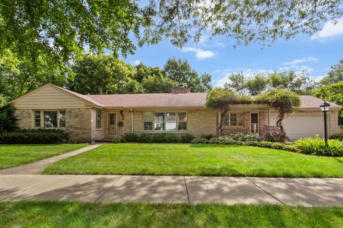 807 Surrey Ln, Glenview, IL, 60025-3125 | Card Image