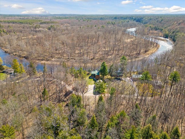 7952 Main St, House other with 3 bedrooms, 2 bathrooms and null parking in Newaygo MI | Image 56