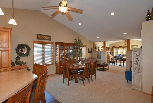 Entryway View.jpg | Image 16