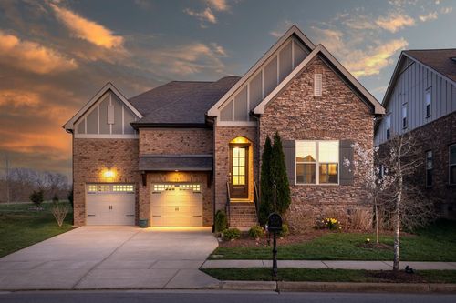 454 River Bluff Dr, Franklin, TN, 37064-1640 | Card Image