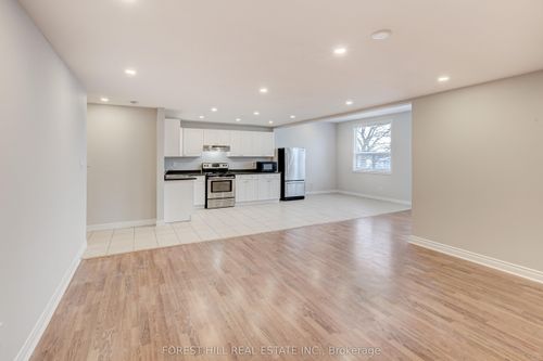 2-30 Parkdale Ave N, Hamilton, ON, L8H5W8 | Card Image