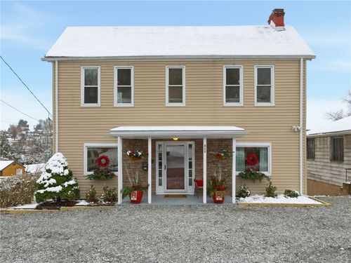 211 Davis Ave, Pittsburgh, PA, 15223-1624 | Card Image