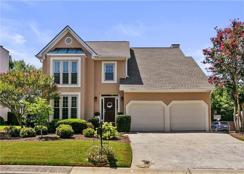 2209 Concord Sq Ne, Marietta, GA, 30062-1685 | Card Image