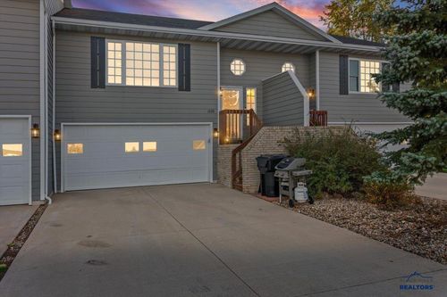 1028 S 35th St, Spearfish, SD, 57783-9420 | Card Image