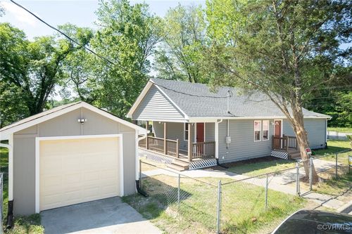 1701 Arlington Rd, Hopewell, VA, 23860-6119 | Card Image