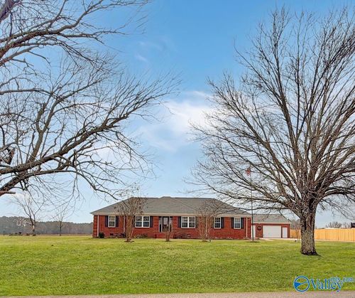 712 Bo Howard Rd, Toney, AL, 35773-9245 | Card Image