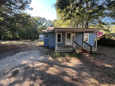 Tiny Home/Cottage on .47 Acres! | Image 1