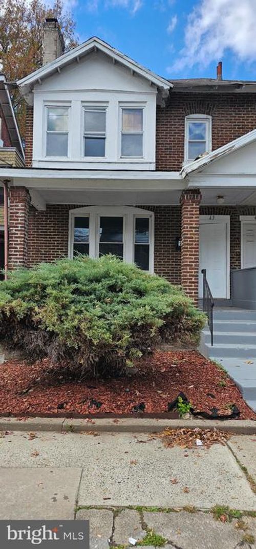43 Laurel Ave, Trenton, NJ, 08618-4015 | Card Image