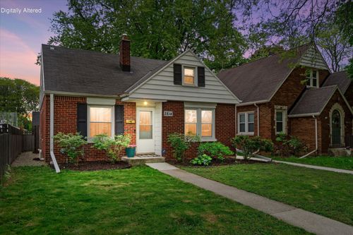 2814 N 80th St, Milwaukee, WI, 53222-4910 | Card Image