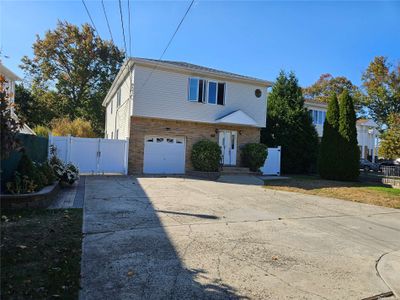 263 Marcus Avenue, House other with 5 bedrooms, 4 bathrooms and null parking in New Hyde Park NY | Image 1