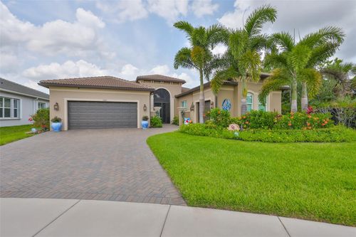 15303 Valencia Del Sol St, WIMAUMA, FL, 33598-4167 | Card Image