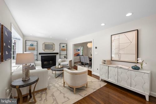 3915 47th St Nw, WASHINGTON, DC, 20016-5613 | Card Image