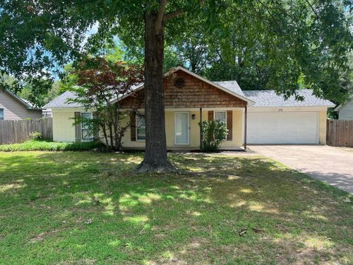 1011 Green Valley Dr, Bryant, AR, 72022-3788 | Card Image
