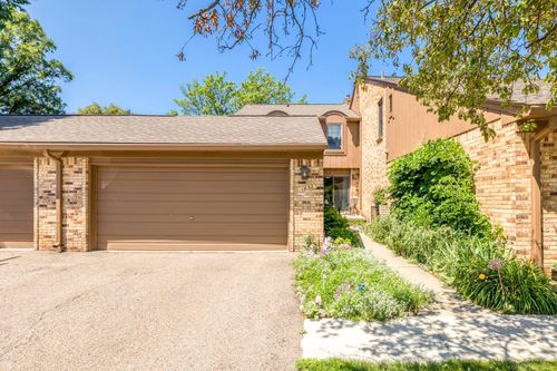1832 Burning Bush Ct, Rochester Hills, MI, 48309-3319 | Card Image
