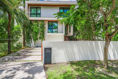 288 Palm Ave, Miami Beach, FL, 33139-5142 | Card Image