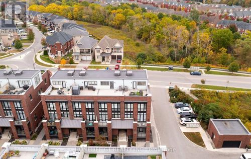 1 Whitaker Way, Whitchurch-Stouffville (Stouffville), ON, L4A0W5 | Card Image