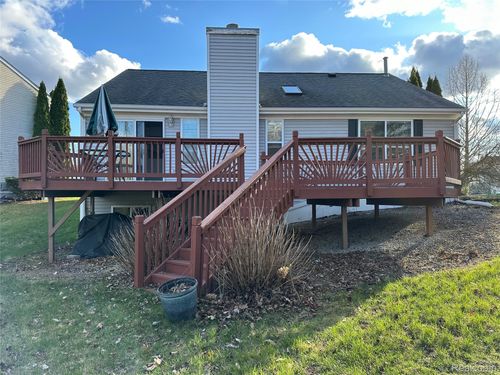 357 Victorian Ct, Belleville, MI, 48111-4934 | Card Image