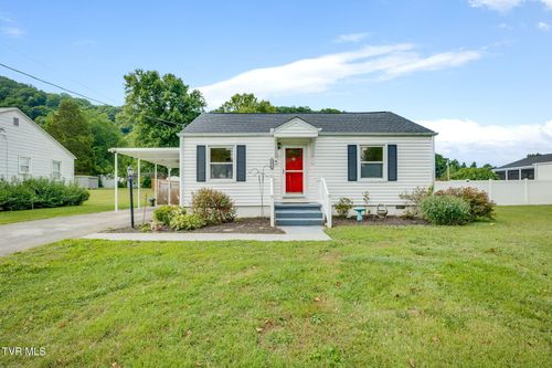 1018 Broad St, Elizabethton, TN, 37643-2404 | Card Image