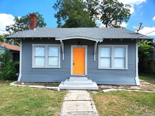 1309 Nolan St, San Antonio, TX, 78202-2438 | Card Image