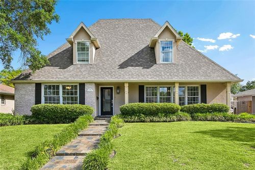 765 Emerald Street, New Orleans, LA, 70124 | Card Image